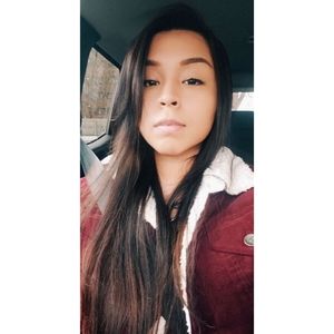 Meet your Posher, Evita